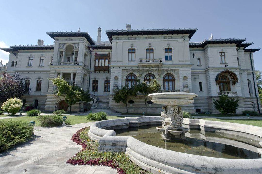 Au început consultările la Cotroceni cu liderii partidelor politice